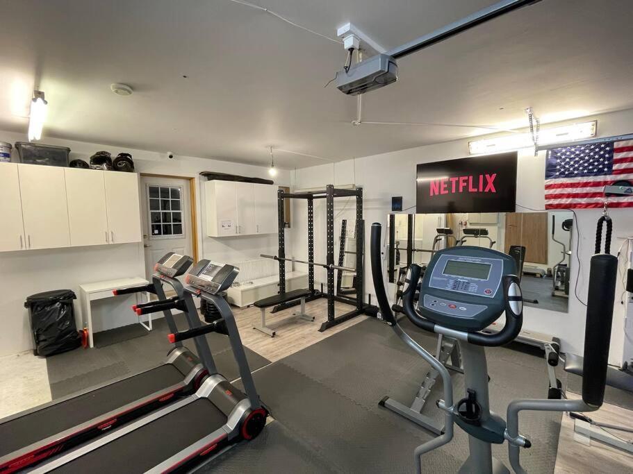 4-Bedroom Villa With Private Gym And Hot-Tub Reykjavik Luaran gambar