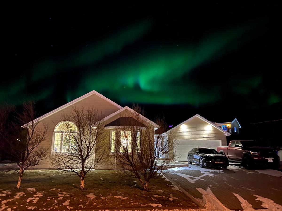 4-Bedroom Villa With Private Gym And Hot-Tub Reykjavik Luaran gambar