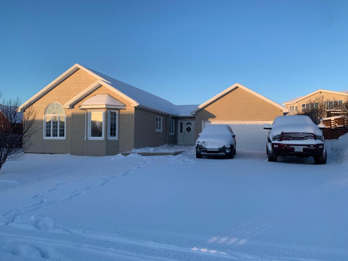 4-Bedroom Villa With Private Gym And Hot-Tub Reykjavik Luaran gambar